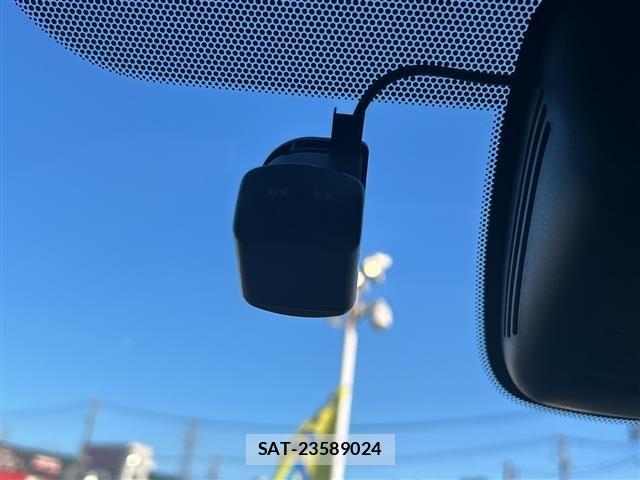 Nissan SERENA 2022 8670969-3