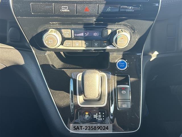 Nissan SERENA 2022 8670969-4