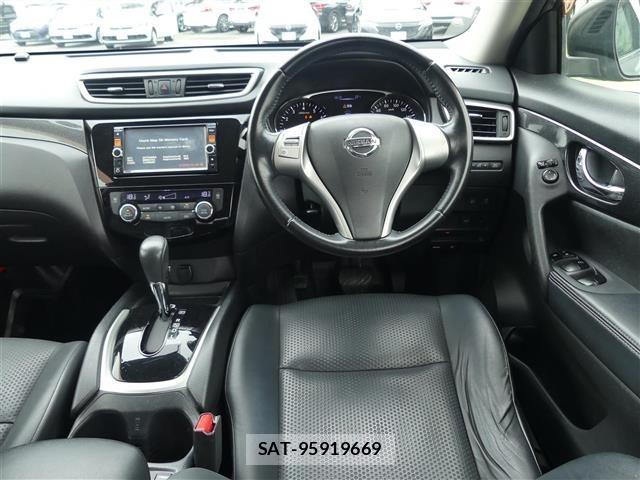 Nissan X-TRAIL 2014 8928581-12