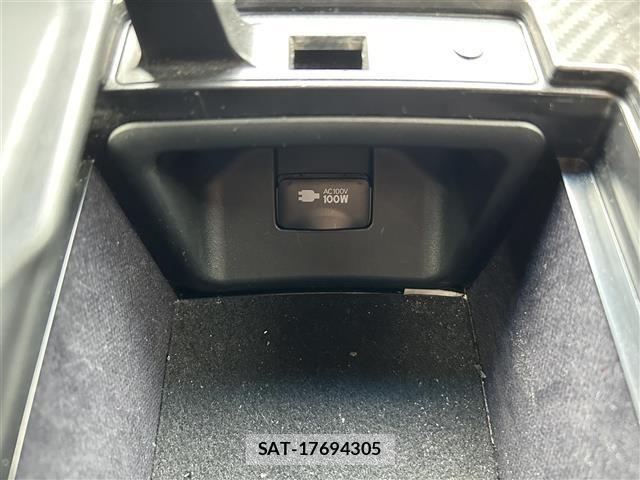 Toyota CROWN 2018 8937525-22