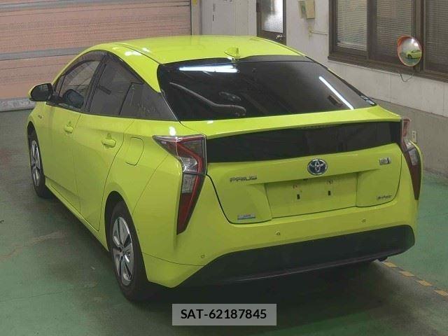 Toyota PRIUS 2016 8734503-1