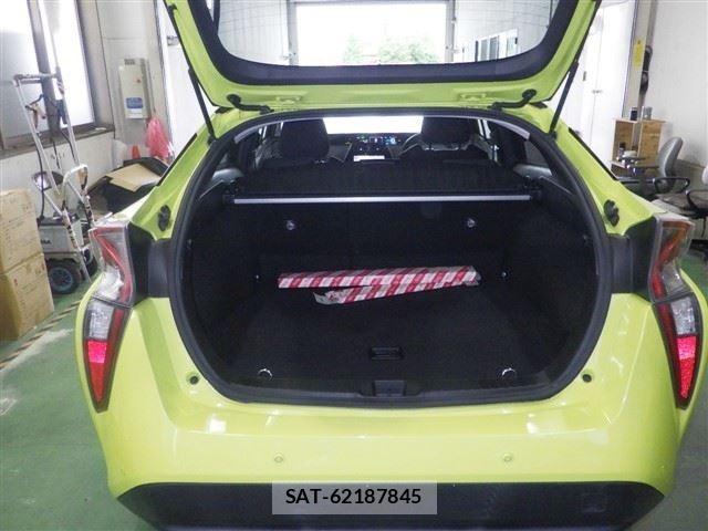 Toyota PRIUS 2016 8734503-5