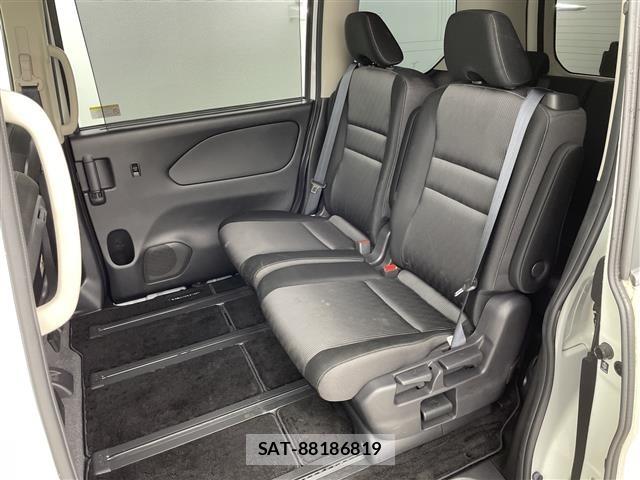 Nissan SERENA 2022 8924664-10