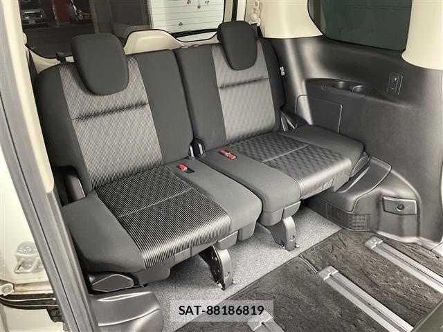 Nissan SERENA 2022 8924664-11