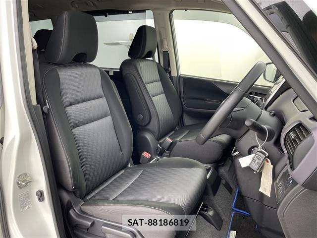 Nissan SERENA 2022 8924664-7