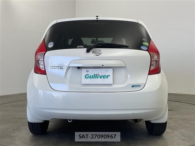 Nissan NOTE 2013 8693194-2