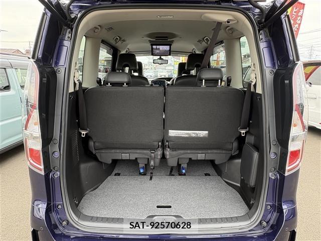 Nissan SERENA 2020 8924681-12