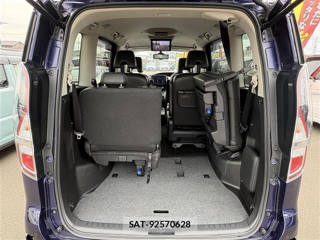 Nissan SERENA 2020 8924681-13