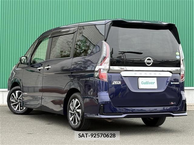 Nissan SERENA 2020 8924681-14