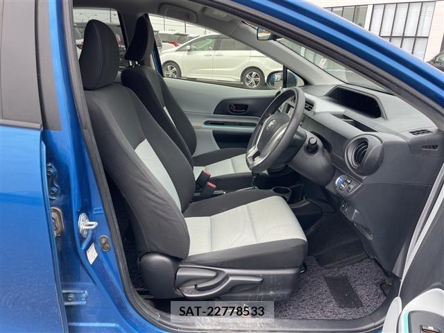 Toyota AQUA 2012 8947190-12