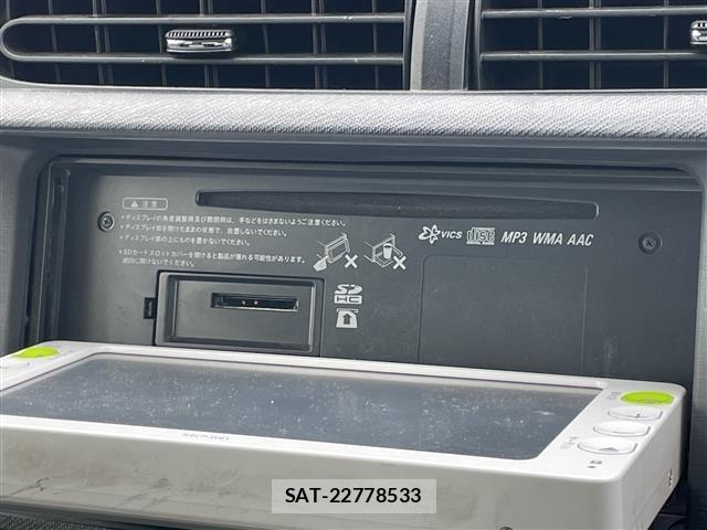 Toyota AQUA 2012 8947190-18