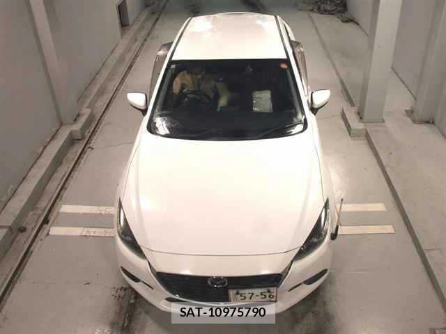 Mazda AXELA 2016 8678464-6