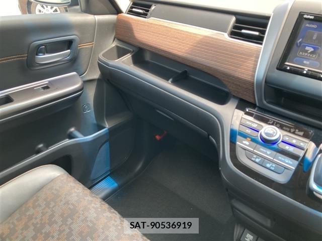 Honda FREED 2021 8684161-12