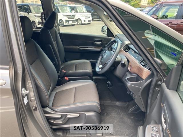 Honda FREED 2021 8684161-2