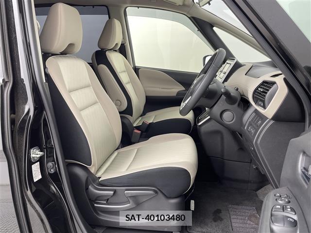 Nissan SERENA 2019 8924714-1