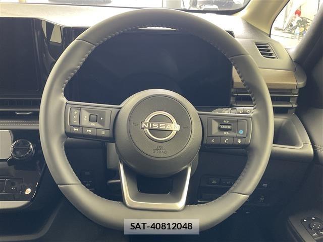 Nissan SERENA 2026 8924715-15