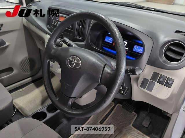 Toyota PIXIS EPOCH 2016 8722609-3