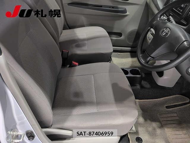 Toyota PIXIS EPOCH 2016 8722609-5