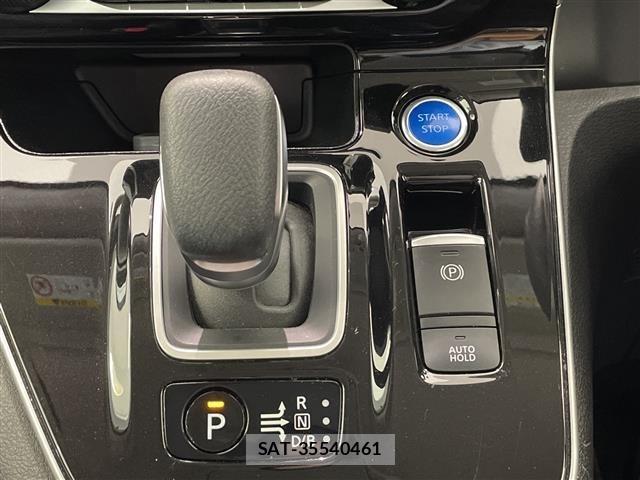 Nissan SERENA 2020 8924727-1