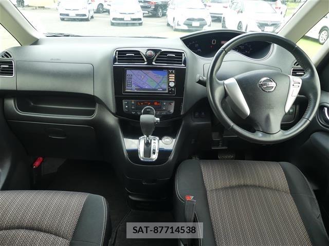 Nissan SERENA 2014 8924728-12