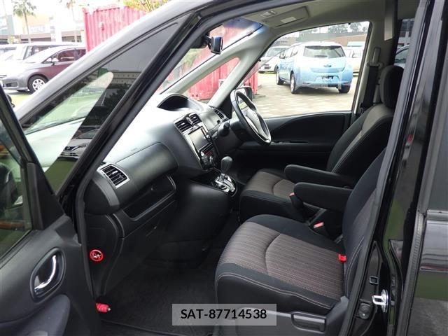 Nissan SERENA 2014 8924728-13