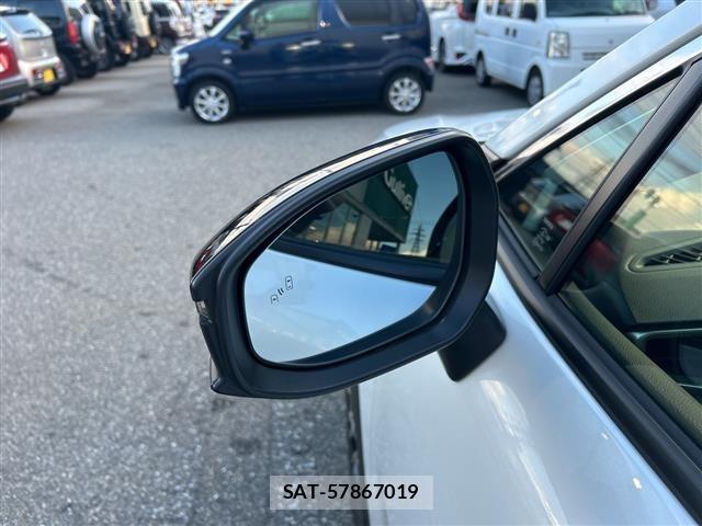 Toyota COROLLA CROSS 2025 8906331-25