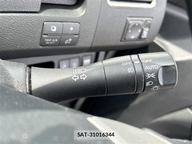 Nissan SERENA 2011 8670975-4
