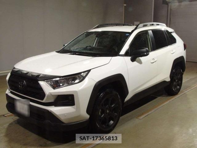 Toyota RAV4 2025 8862946-0