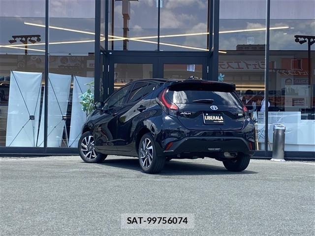 Toyota AQUA 2021 8705422-2