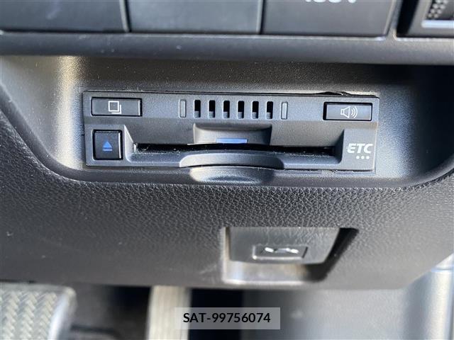 Toyota AQUA 2021 8705422-9