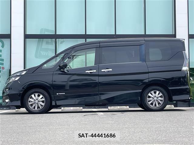 Nissan SERENA 2018 8924769-10
