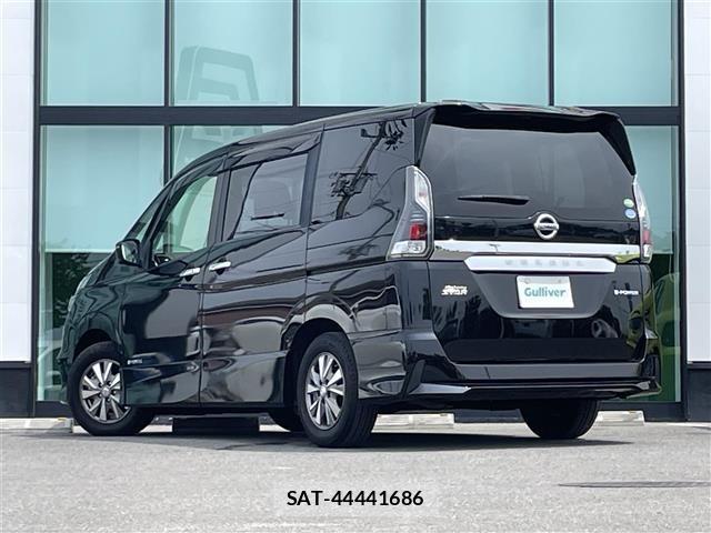 Nissan SERENA 2018 8924769-13