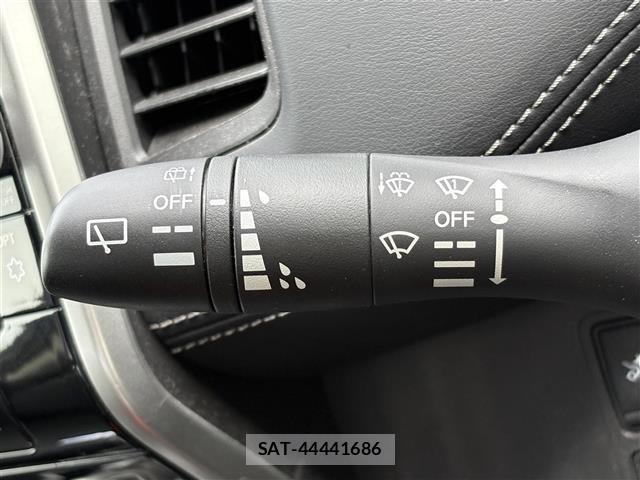 Nissan SERENA 2018 8924769-7