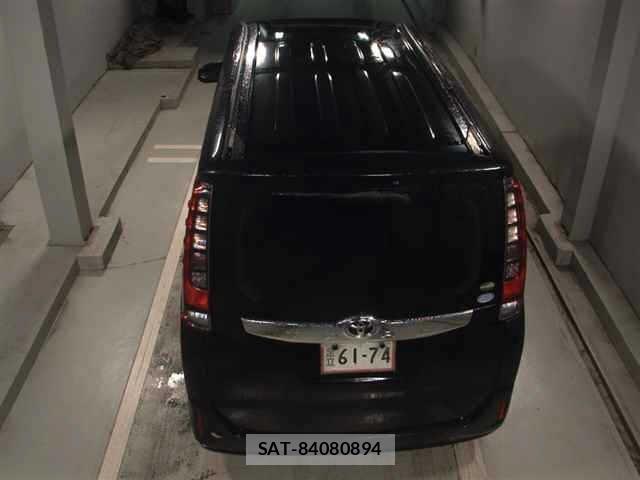 Toyota NOAH 2015 8683087-7