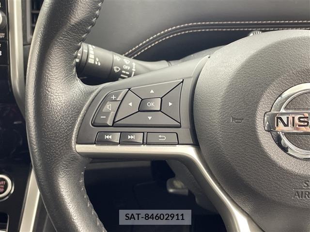 Nissan SERENA 2017 8924796-1