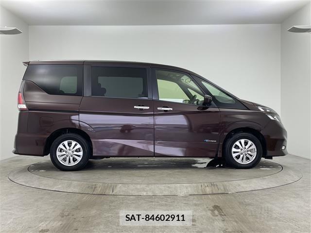 Nissan SERENA 2017 8924796-21