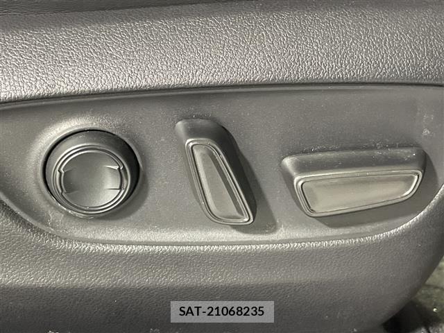 Toyota RAV4 2020 8938155-17