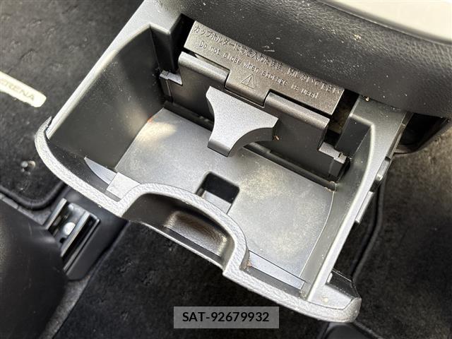 Nissan SERENA 2017 8924802-3