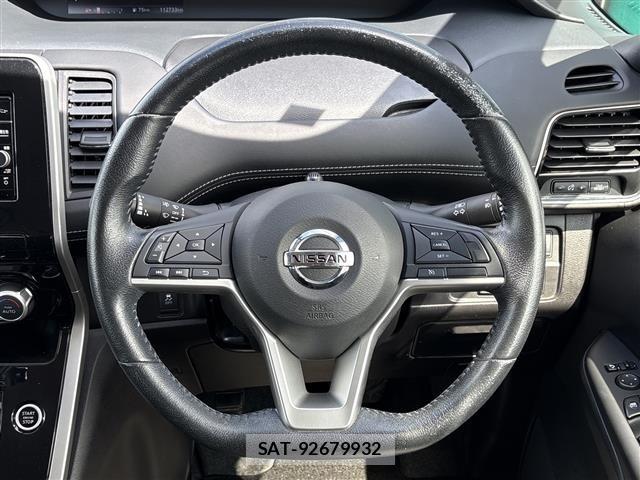 Nissan SERENA 2017 8924802-8