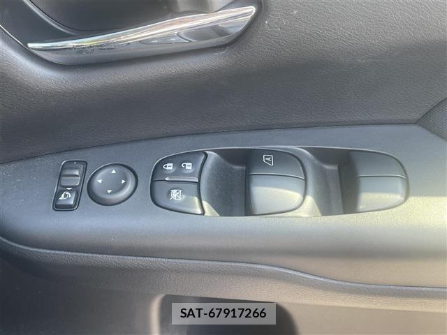 Nissan SERENA 2021 8924803-10