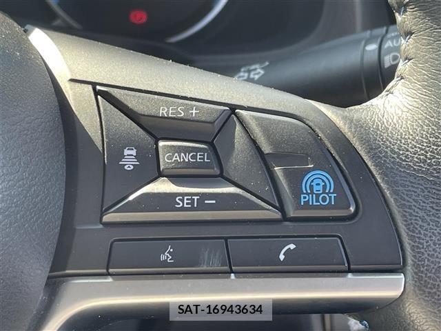 Nissan LEAF 2023 8928819-7
