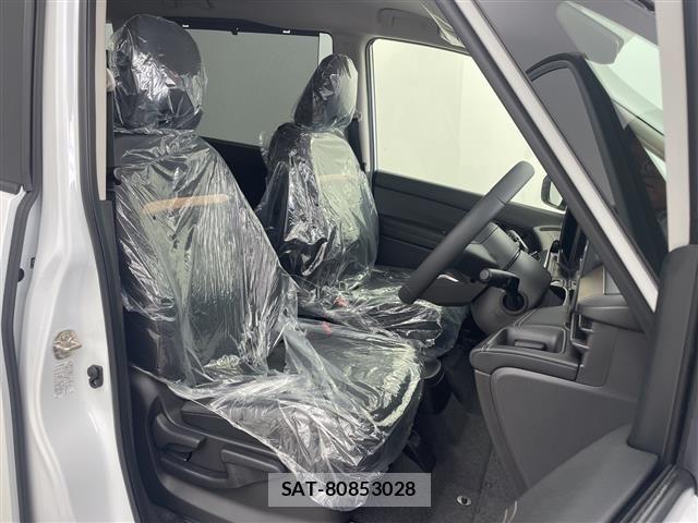 Nissan SERENA 2026 8924819-20