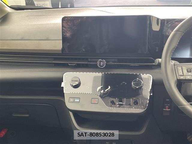 Nissan SERENA 2026 8924819-3