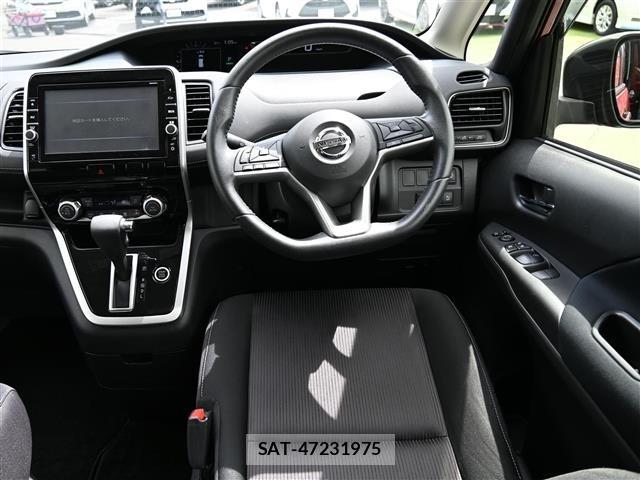 Nissan SERENA 2017 8924845-21