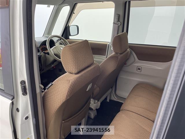 Nissan ROOX 2011 8687194-11
