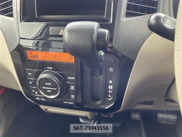 Nissan ROOX 2011 8687194-15