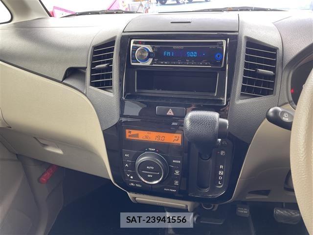 Nissan ROOX 2011 8687194-16