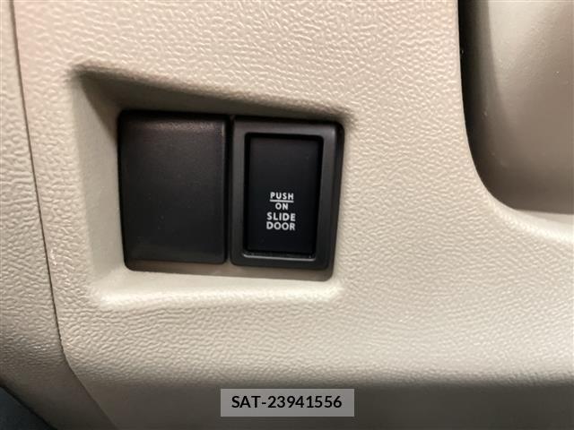Nissan ROOX 2011 8687194-18
