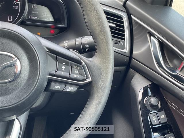 Mazda AXELA 2017 8911652-1