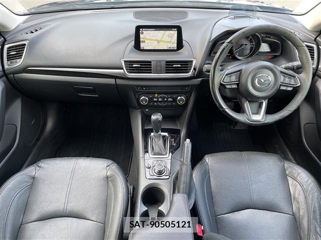 Mazda AXELA 2017 8911652-14